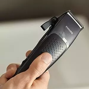 Textured handle for easy, non-slip grip