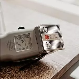 MOSER 1400-0150 Professional Corded Hair Clipper, taper lever